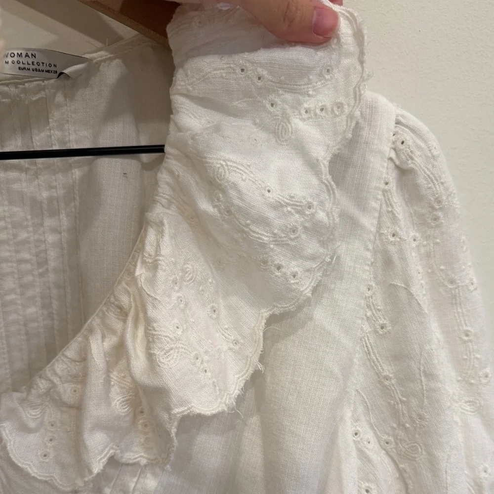Zara White Ruffled Blouse - Picture 3 of 4